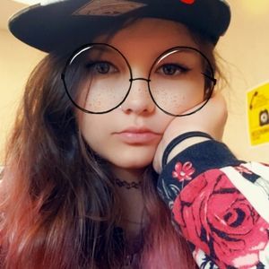 Meet your Posher, Shayla